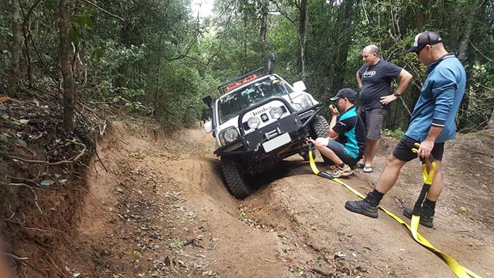 Landcruiser Mountain Park with QLD 4x4 Club members